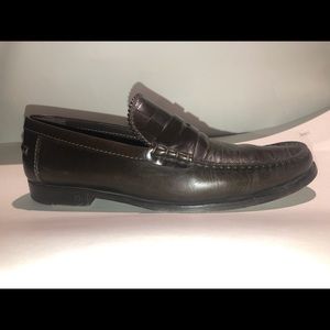 Louis Vuitton graduation loafers